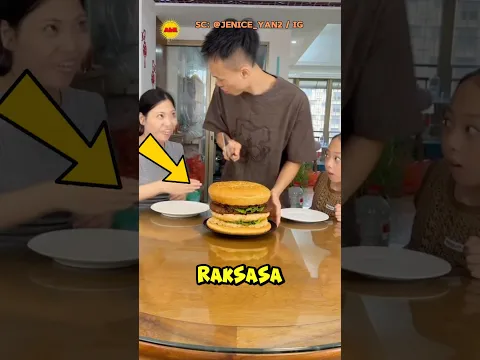 Ibu ini Membagi Burger Dengan Cara Yang Aneh! 😭 #shortsviral