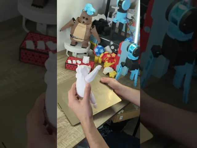 Wobble Bear - Rough model video thumbnail