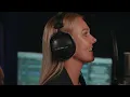 Download Lagu Dora - Op De Vijfde Rij (officiële Clip)