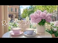Download Lagu Omarm de Dag: Ontspannende Pianomelodieën en Ochtendkoffie Vibes in een Stadscafé.