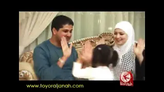 نشيد على قناه طيور الجنه عمر الصعيدي مين بتحبو اكثر ماما ولا بابا 