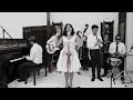 #LiveAtKlaus | Deredia - Kisah Mencari Seorang Raja
