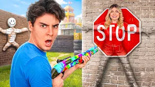 JUGAMOS A LAS ESCONDIDAS CON CAMUFLAJE!! 😱 - Meccha Chameleon