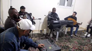 وصلة جميلة من الفنان احمد الوس دندنها