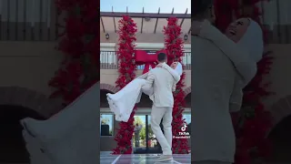 يا حلالي مطرب اغنيه كله قالي اشمعنا هو 