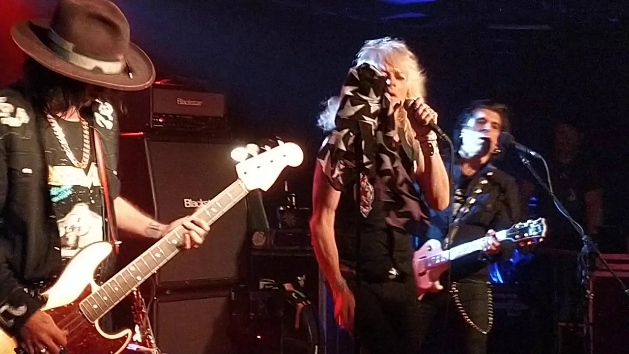 Michael Monroe 6.11.2019 in Manchester Academy, Last Train Back from Tokyo from the brand new album