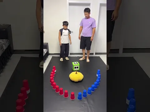 Family Balloon Stomp Challenge #Funny #Comedy #Fun #FunnyShorts #FunnyFails #FunnyGames