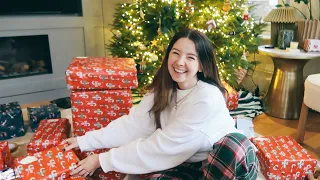 Wrapping Christmas Presents & Surprise Gift | Vlogmas Day 22
