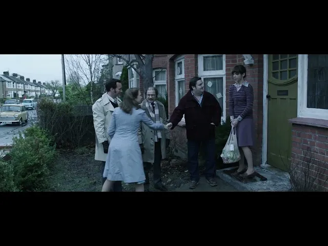 The Conjuring - Il caso Enfield | Clip 'Sentiamo rumori tutta la notte'