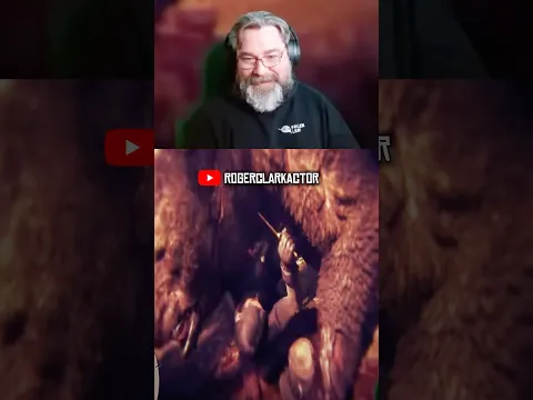 Roger Clark gets mauled by massive bear in RDR2
