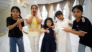 عصفور لجين يوقف على يدها !