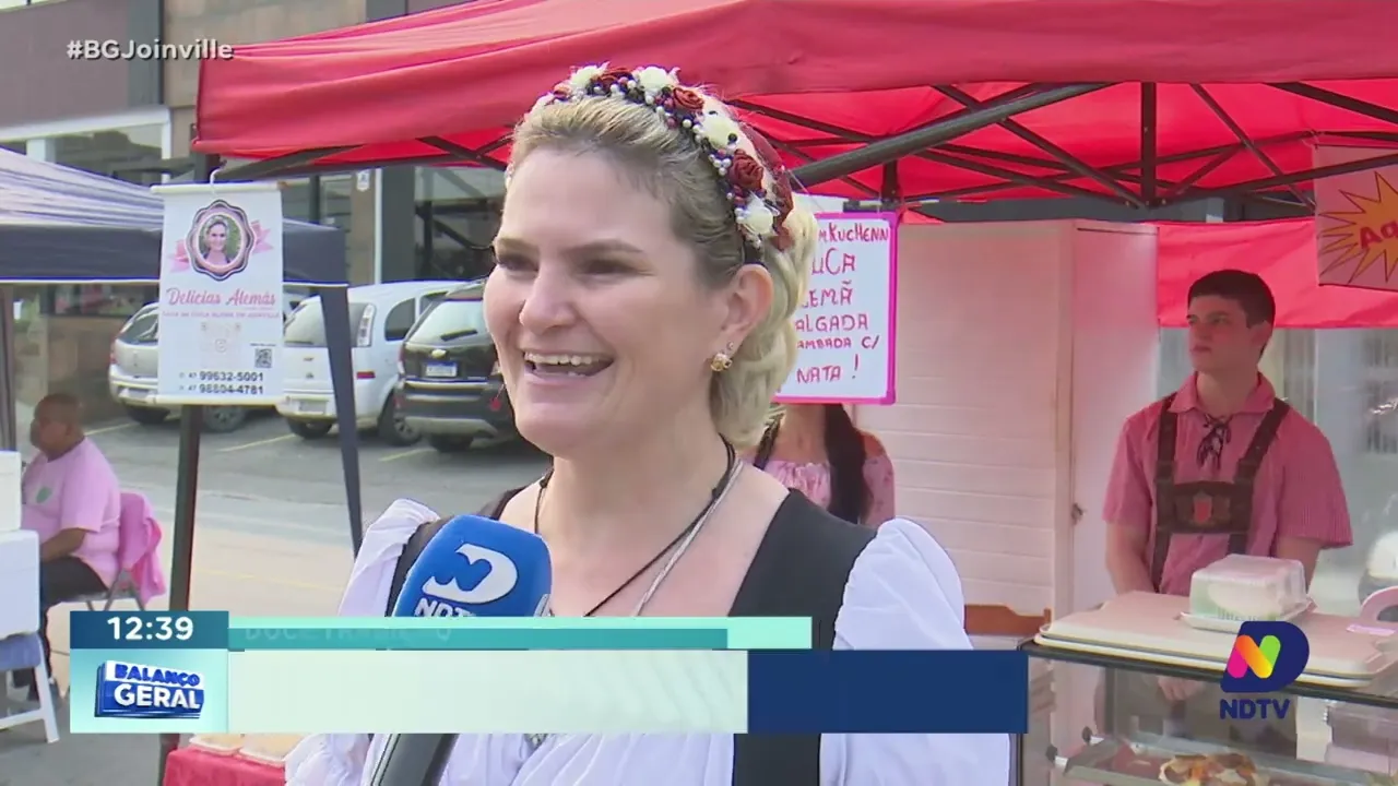 Doce tradição: o maior de Joinville, chineque de 20 metros faz sucesso em evento no bairro Floresta