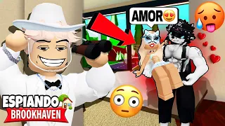 ESPIANDO PAREJAS TURBIAS 🤣 EN BROOKHAVEN 🔥