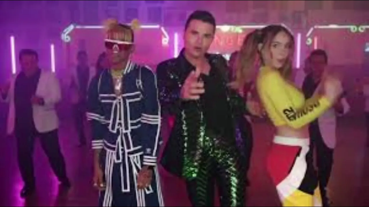 Los Ángeles Azules, Belinda, Lalo Ebratt - Amor A Primera Vista - ft Horacio Palencia Los Ángeles Azules, Belinda, Lalo Ebratt - Amor A Primera Vista - ft Horacio Palencia