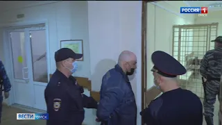 В Омске осудили бизнесмена за попытку дать взятку сотруднику ФСБ