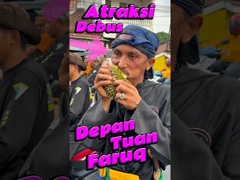 Atraksi debus Depan Tuan Faruq #comedy #minivlog #anakdesa #mistis #psht