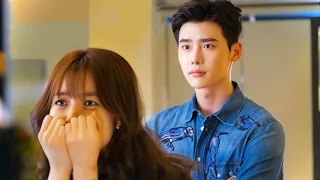 بنت كيوته بتنتقل بالغلط لعالم تاني وبتلاقي انها مضطره تعيش في بيت شاب علشان يرجعها عالمها ملخص مسلسل 