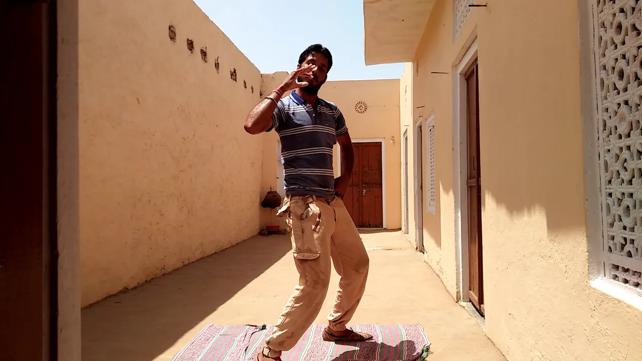 Pilo lugdo English Tumko