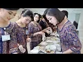 Download Lagu Inside the World's BEST Airline - Singapore Airlines