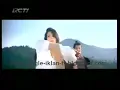 Iklan Pond's Gold Radiance