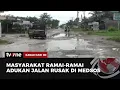 Download Lagu Sering Menyebabkan Kecelakaan, Jalan Kabupaten Rusak Parah di Dharmasraya | Kabar Hari Ini tvOne