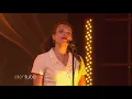 Jungle Performs 'Heavy, California'