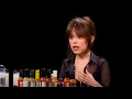 Hot Ones - Jenna Ortega Biskutt