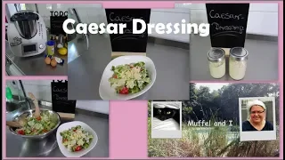 Caesar Salat mit Hähnchenfilet. 