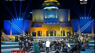 سارة سحاب تبدع في غنوة تخونوه رائعة عبد الحليم حافظ حفلات الصيف من دار الأوبرا المصرية      دندنها