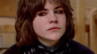 Ally Sheedy Lived A Double Life For 30 Years And No One Knew Until Now