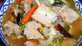ต้มแซ่บกระดูกหมู เคล็ดลับตุ๋นซี่โครงให้นุ่มละลายในปาก น้ำซุปแซ่บจี๊ด
