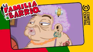 Una Mamá Para Olaf | La Familia Del Barrio | Comedy Central LA