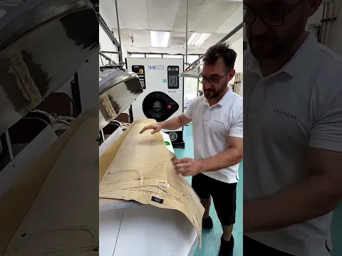 How workers press the pant. ( 🎥@denimandlace12  )