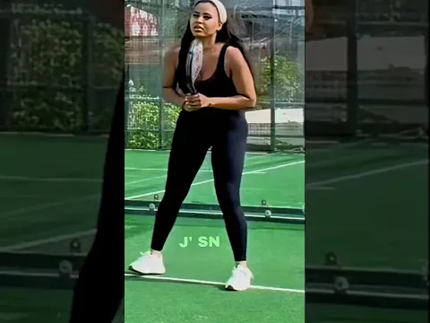 Tamara - Serie jeux de dames - #tennis ￼