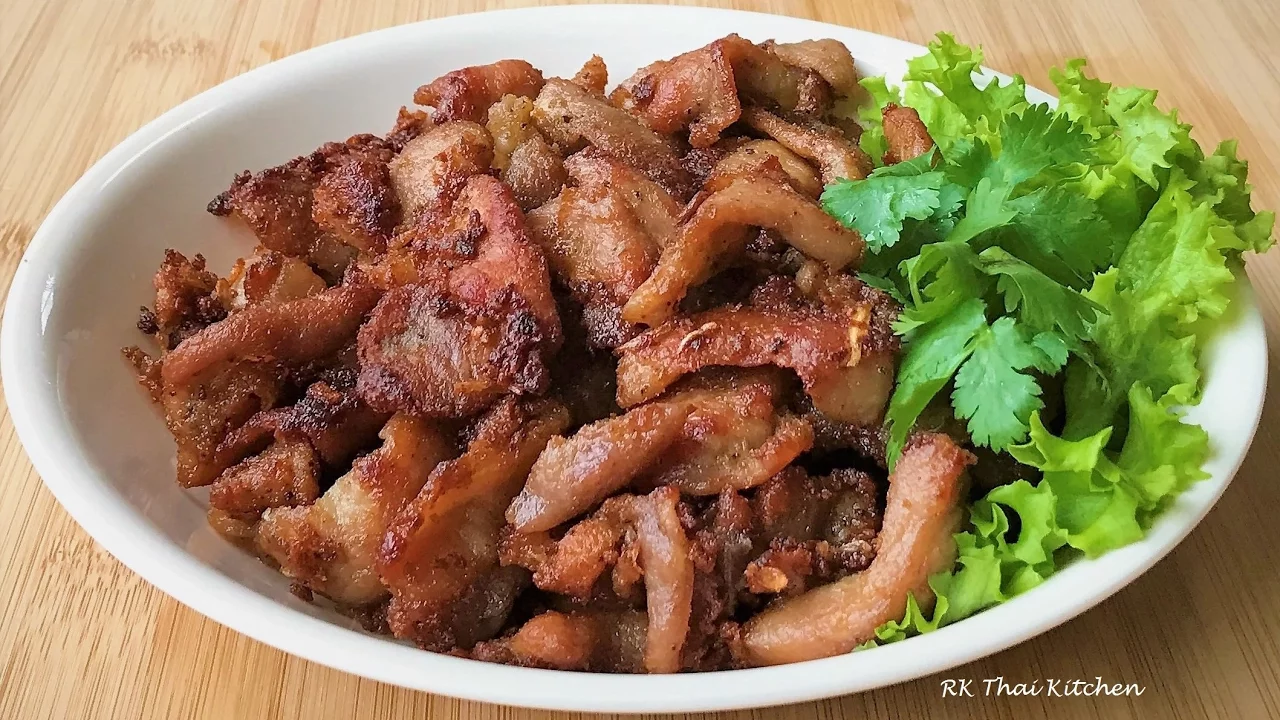 2 Fried Pork with Garlic & Pepper.   Thai Food