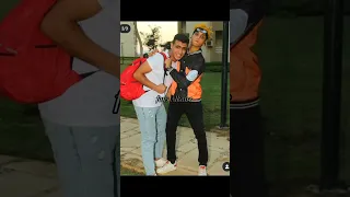 انا لما صحبت صحبت الي يكبرني وانا اكبر بي    القيصر    دندنها