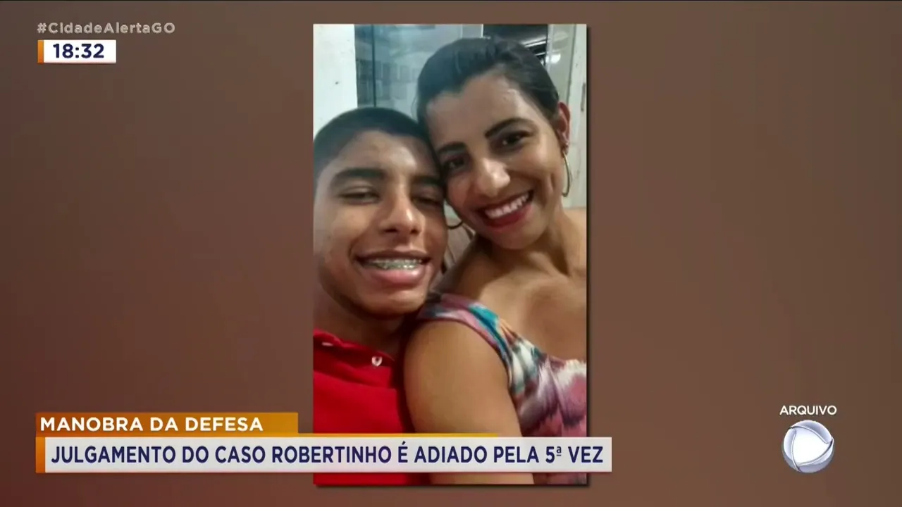 MANOBRA DA DEFESA: JULGAMENTO DO CASO ROBERTINHO É ADIADO PELA 5ª VEZ