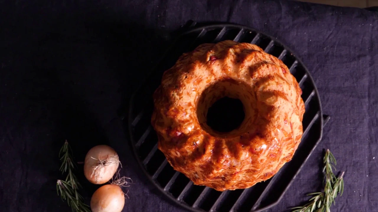 CALLEkocht: Omas Topfkuchen oder auch Napfkuchen nach altem Rezept in einer Gugelhupfform selber bac. 