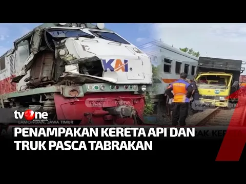 Diduga Palang Pintu Belum Tertutup, Dua Truk Dihantam Kereta