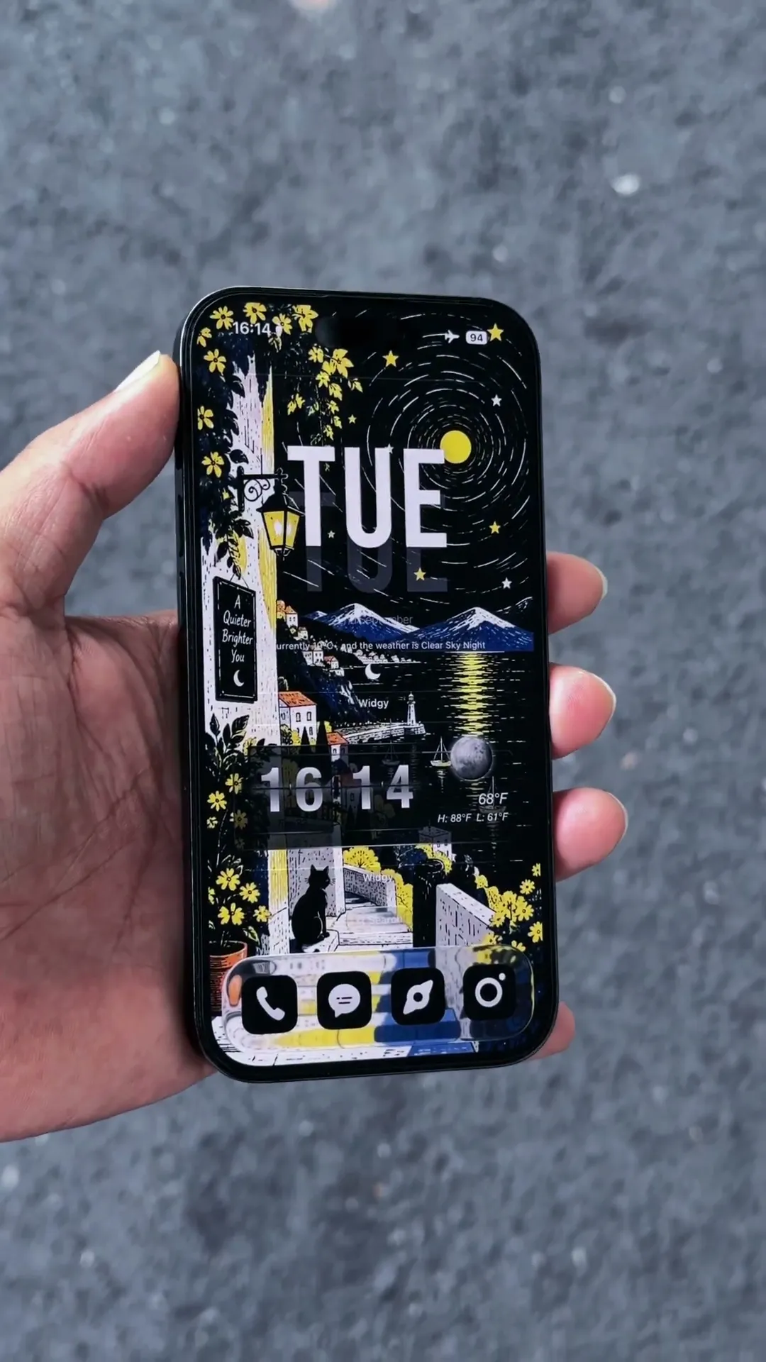 iPhone 18 Pro Starry Night Wallpaper