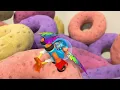 Blippi Learns About Giant Dinosaurs! | Blippi Wonders - Animated Series | Cartoons For Kids