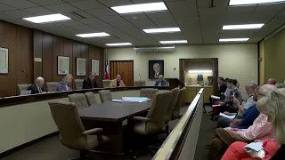 Carlow to resign as Bowie County Judge