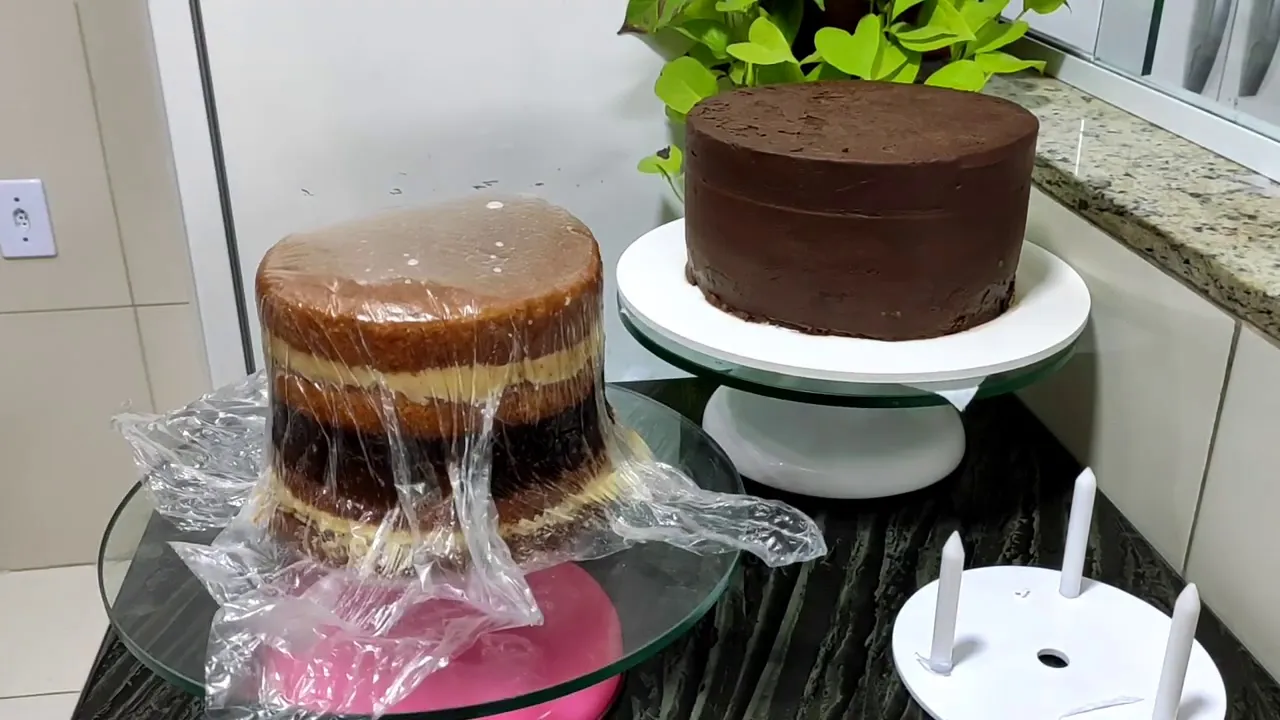 BOLO PRINCESA SOFIA /BICO BABADO 070 /BICO 20 /PARIS CAKE DESIGNER