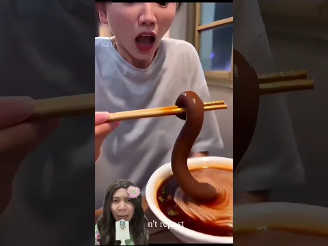 ADA BELUT DALAM MIE ⁉️😱 #food #asmr #shorts