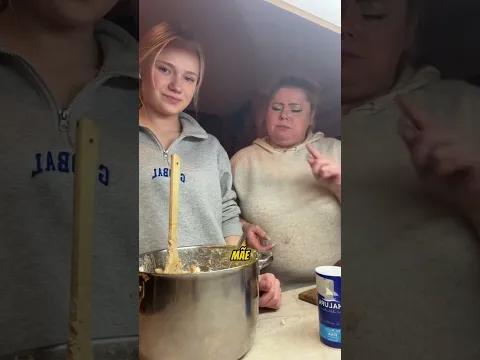 Ela Apenas Fingiu Colocar Sal 😳