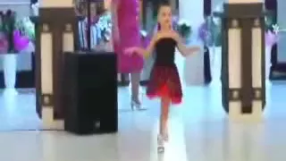 اغنيه وحدة عملتلي عمل   لالا دندنها