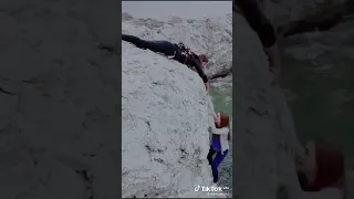 عالموت معك عالموت يا صديقتي 