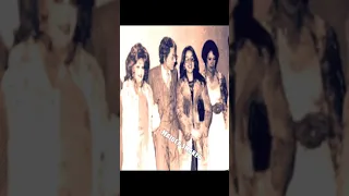 قصيدة من انا   شعر ابراهيم عيسى الحان الفذ رياض السنباطي غناء عزيزه جلال      نسخة مختلفة عن المنشور دندنها