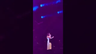 نجوى كرم عالصخرة لايف من حفل عيد الفطر دبي      دندنها