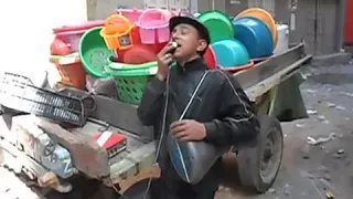 اى حديد قديم بلاستك قديم للبيع      لازم تشوف الفيديو دة مسخرررة اقسم باللهة    دندنها